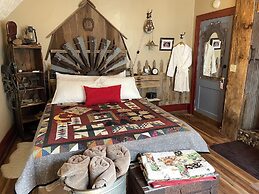Secrets on Main Bed & Breakfast