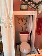 Secrets on Main Bed & Breakfast