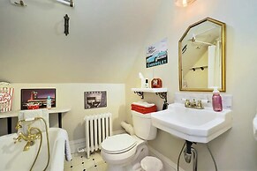 Secrets on Main Bed & Breakfast