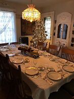 Secrets on Main Bed & Breakfast