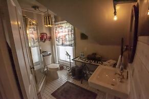 Secrets on Main Bed & Breakfast