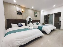 Ngan Pho Studio & Hotel