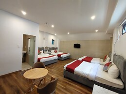Ngan Pho Studio & Hotel