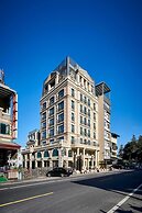 Sun Moon Lake Queen Castle Hotel