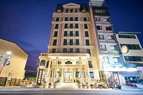 Sun Moon Lake Queen Castle Hotel