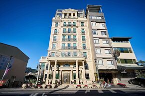 Sun Moon Lake Queen Castle Hotel