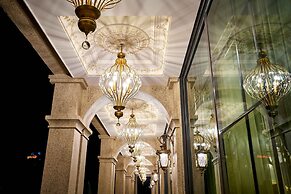 Sun Moon Lake Queen Castle Hotel