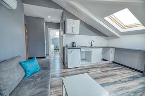 Grisverde Suites Hotel