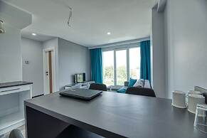 Grisverde Suites Hotel