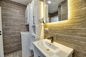 Grisverde Suites Hotel