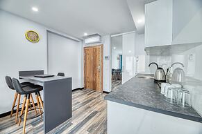 Grisverde Suites Hotel