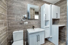 Grisverde Suites Hotel