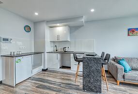 Grisverde Suites Hotel