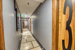 Grisverde Suites Hotel