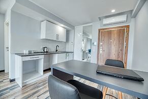 Grisverde Suites Hotel