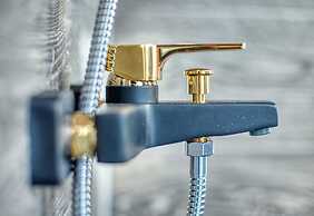 Grisverde Suites Hotel