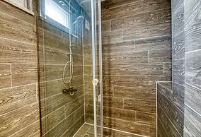 Grisverde Suites Hotel