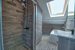 Grisverde Suites Hotel