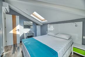 Grisverde Suites Hotel