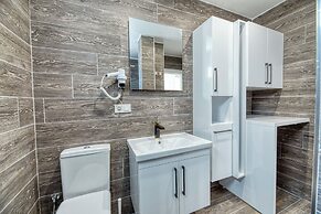 Grisverde Suites Hotel