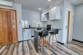 Grisverde Suites Hotel