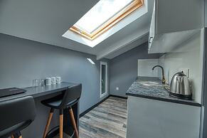 Grisverde Suites Hotel