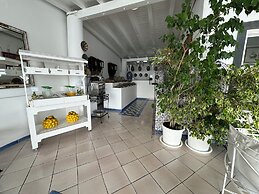 Casa del Prete con Terrazzo Vista Mare