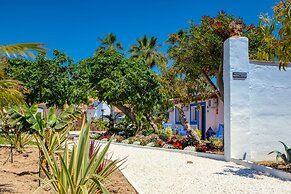 The Palms Boutique Resort Malaga - Adults Only