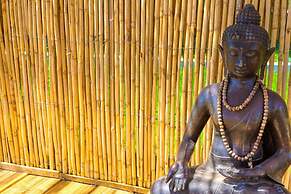 The Palms Boutique Resort Malaga - Adults Only