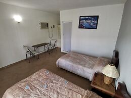 OYO Hotel Cedros & Spa