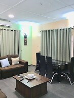 Gees Shortlets Apartments