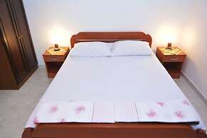 Apartments & Rooms Vanja