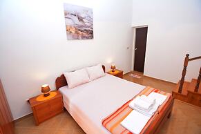 Apartments & Rooms Vanja