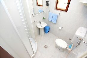 Apartments & Rooms Vanja