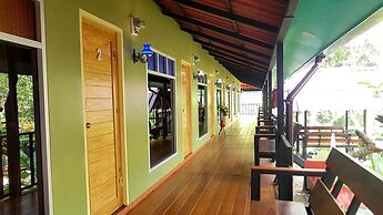 Nua Tone Resort & Cafe