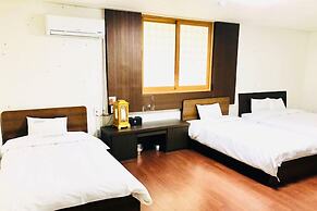 Jeonju Hansung Tourist Hotel