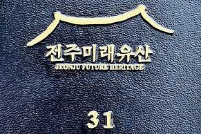 Jeonju Hansung Tourist Hotel