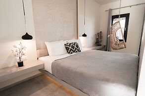 George & Joanna Suites