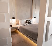 George & Joanna Suites