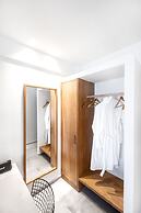 George & Joanna Suites