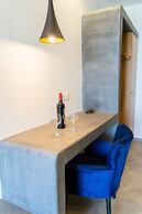 George & Joanna Suites