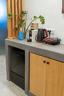 George & Joanna Suites