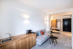 George & Joanna Suites