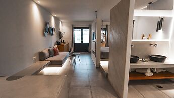 George & Joanna Suites