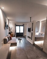 George & Joanna Suites