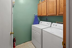 Casa Azul Cd 28920 3 Bedroom Home by RedAwning