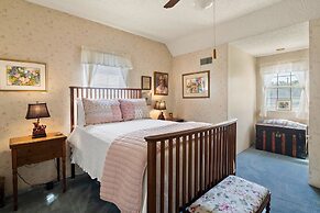 Casa Azul Cd 28920 3 Bedroom Home by RedAwning