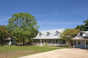 Casa Azul Cd 28920 3 Bedroom Home by RedAwning