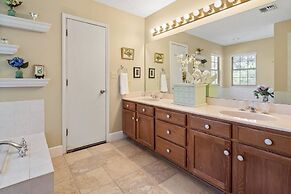 Casa Azul Cd 28920 3 Bedroom Home by RedAwning