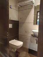 Hotel Express INN, Panvel